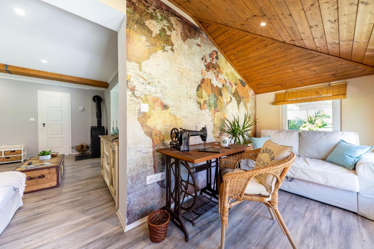 Berrybay Holidayhome Balatonkeresztúr Esterno foto