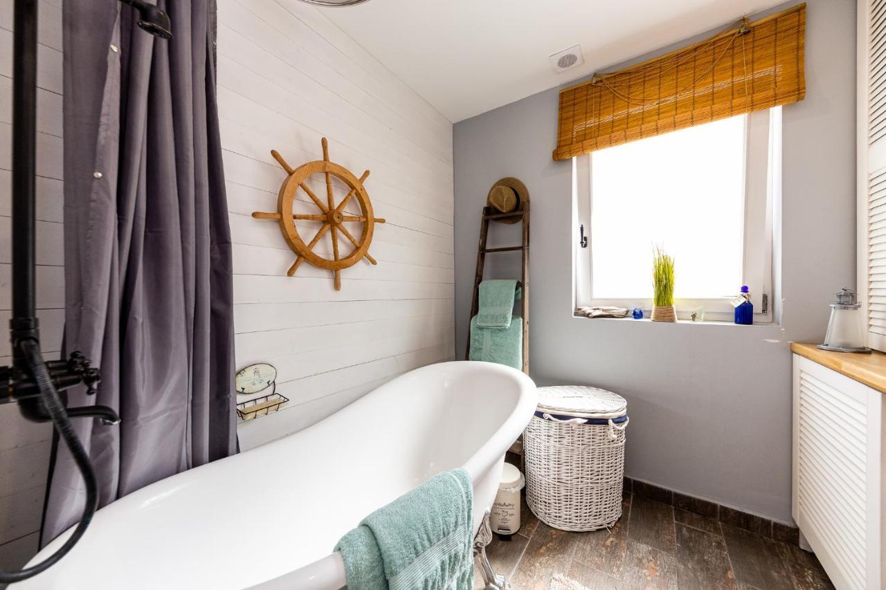 Berrybay Holidayhome Balatonkeresztúr Esterno foto